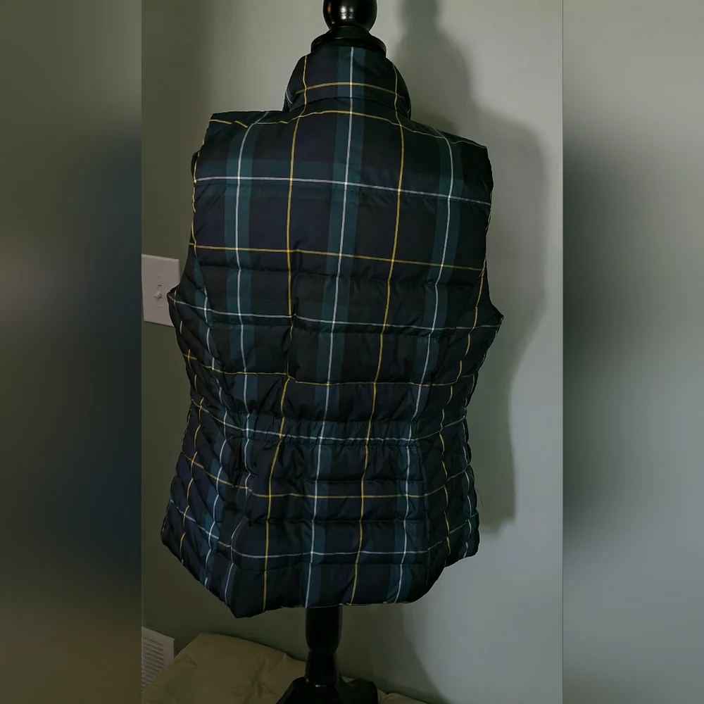 (L)  Talbot's Plaid Puffer Vest - Picture 3 of 9